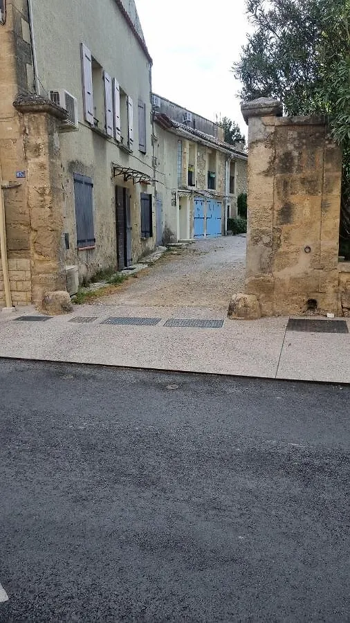 En Plein Coeur De Pelissanne - 55 M2 Renoves - Avec Parking Apartment