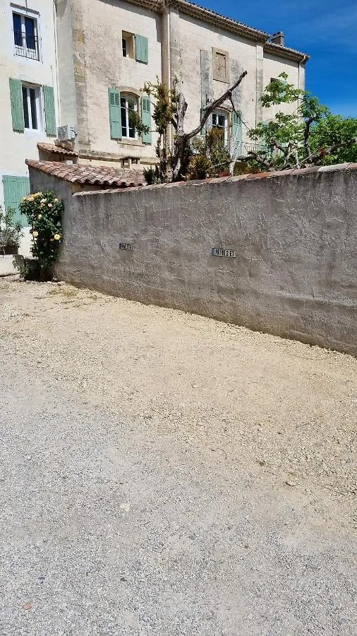 En Plein Coeur De Pelissanne - 55 M2 Renoves - Avec Parking Apartment 0*,